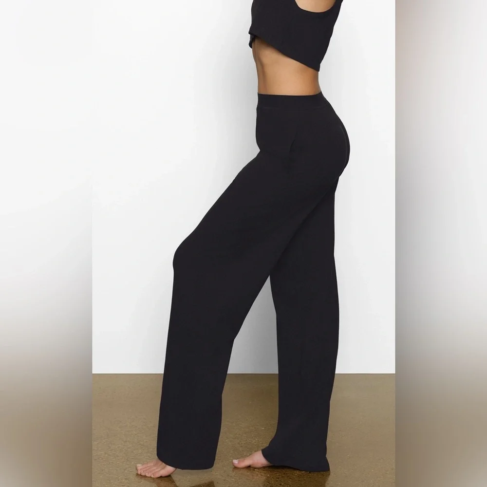 NWT SKIMS BOYFRIEND LOOSE PANTS - Picture 2 of 6